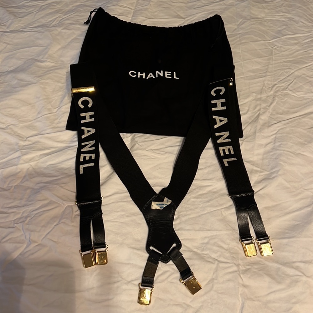 Chanel Runway Logo Black White Clip-on 1990-2000s logo print Suspenders, New